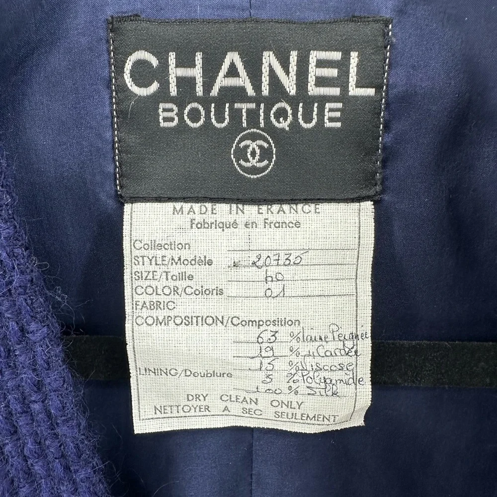 CHANEL Vintage Chanel Boutique Blue Bouclé Jacket Pocket Gold Clover Buttons